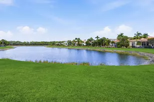 102 Tranquilla Dr, Palm Beach Gardens, FL 33418 - Photo 8