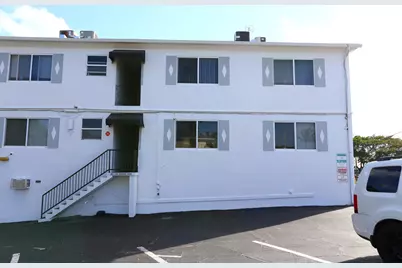 302 Lake Osborne Drive #9, Lake Worth, FL 33461 - Photo 2