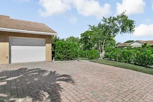 6255 Timberlakes Way, Delray Beach, FL 33484 - Photo 4