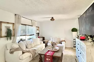 262 SE 9th Ave, Deerfield Beach, FL 33441 - Photo 4