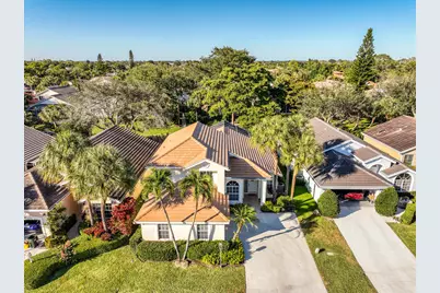 2767 S Clearbrook Circle, Delray Beach, FL 33445 - Photo 2