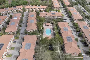 6077 Grand Cypress Cir W, Coconut Creek, FL 33073 - Photo 22