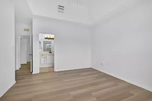 513 Talia Cir, Lake Worth Beach, FL 33461 - Photo 10