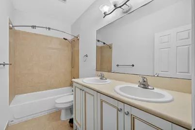 513 Talia Circle, Lake Worth Beach, FL 33461 - Photo 12