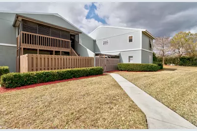 1136 Breezy Way #3b, Sebastian, FL 32958 - Photo 4