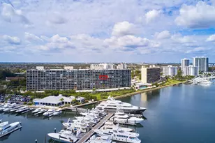124 Lakeshore Dr, North Palm Beach, FL 33408 - Photo 2