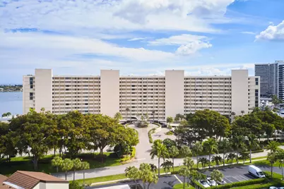 124 Lakeshore Drive #829, North Palm Beach, FL 33408 - Photo 32