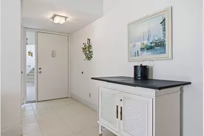 5701 Camino Del Sol #106, Boca Raton, FL 33433 - Photo 16