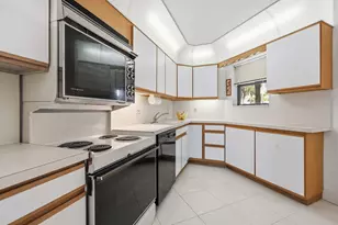 5701 Camino Del Sol, Boca Raton, FL 33433 - Photo 18