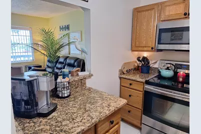 305 Andover L, West Palm Beach, FL 33417 - Photo 12