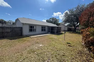 2034 Blue Ridge Ave, Melbourne, FL 32935 - Photo 10