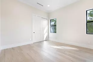 109 SE Via Verona, Port Saint Lucie, FL 34984 - Photo 34