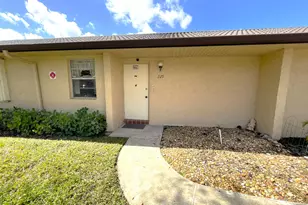 229 Lake Meryl Dr, West Palm Beach, FL 33411 - Photo 2