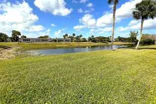 229 Lake Meryl Dr, West Palm Beach, FL 33411 - Photo 18