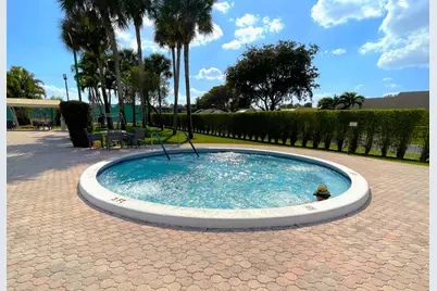 229 Lake Meryl Drive, West Palm Beach, FL 33411 - Photo 24