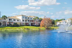 9212 W Myrtlewood Circle W, Palm Beach Gardens, FL 33418 - Photo 10