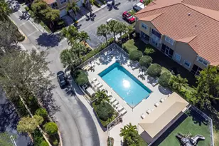 110 Lighthouse Cir, Tequesta, FL 33469 - Photo 1