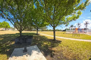 2142 SW Newport Isles Blvd, Port Saint Lucie, FL 34953 - Photo 30