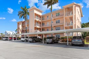 2950 SE Ocean Blvd, Stuart, FL 34996 - Photo 30