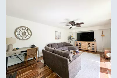 2821 28th Court, Jupiter, FL 33477 - Photo 2