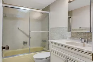 104 Plymouth M, West Palm Beach, FL 33417 - Photo 22