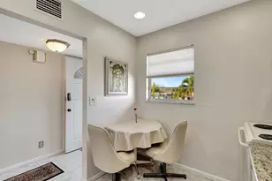 104 Plymouth M, West Palm Beach, FL 33417 - Photo 4
