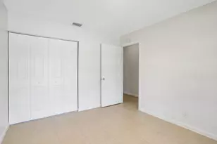 470 Hardwood Pl, Boca Raton, FL 33431 - Photo 6