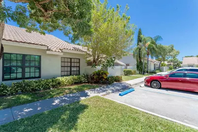 470 Hardwood Place, Boca Raton, FL 33431 - Photo 2