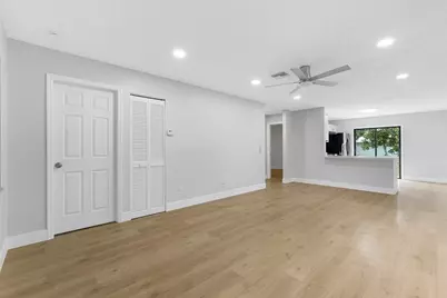 2240 86th Drive, Vero Beach, FL 32966 - Photo 10