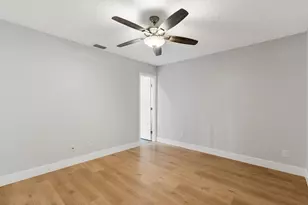 2240 86th Dr, Vero Beach, FL 32966 - Photo 16