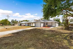 2240 86th Dr, Vero Beach, FL 32966 - Photo 32