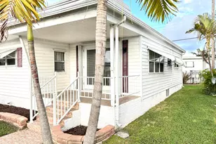 1401 S 33 Rd, Hollywood, FL 33021 - Photo 2