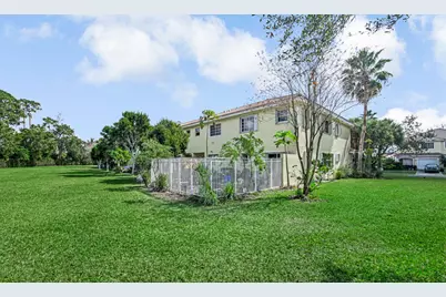 845 Imperial Lake Road, West Palm Beach, FL 33413 - Photo 6