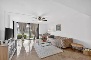 7030 Half Moon Cir, Hypoluxo, FL 33462 - Photo 2