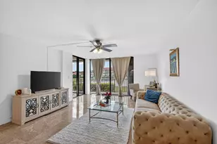 7030 Half Moon Cir, Hypoluxo, FL 33462 - Photo 16