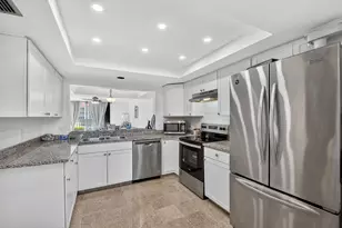 7030 Half Moon Cir, Hypoluxo, FL 33462 - Photo 10