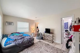 318 N Lakeside Ct, West Palm Beach, FL 33407 - Photo 18