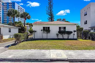 318 N Lakeside Ct, West Palm Beach, FL 33407 - Photo 6