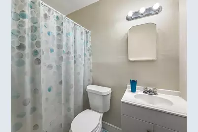 318 N Lakeside Court, West Palm Beach, FL 33407 - Photo 14