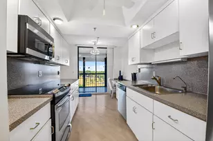 5279 Fountains Dr S, Lake Worth Beach, FL 33467 - Photo 22