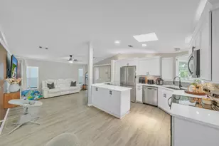 141 Plantation Blvd, Lake Worth, FL 33467 - Photo 10