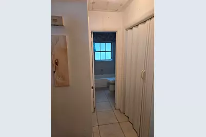 4951 Wedgewood Way #5, West Palm Beach, FL 33417 - Photo 4