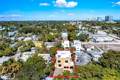 619 30th Street, West Palm Beach, FL 33407 - Photo 1
