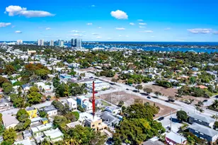 619 30th St, West Palm Beach, FL 33407 - Photo 4