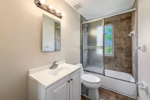 619 30th St, West Palm Beach, FL 33407 - Photo 22