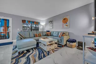 162 Capri D, Delray Beach, FL 33484 - Photo 4