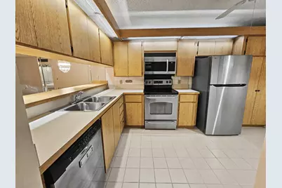 2811 Village Boulevard #101, West Palm Beach, FL 33409 - Photo 4