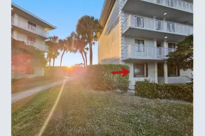 2811 Village Boulevard #101, West Palm Beach, FL 33409 - Photo 36