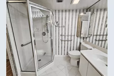 2811 Village Boulevard #101, West Palm Beach, FL 33409 - Photo 18