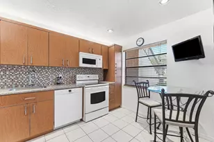9283 Vista Del Lago, Boca Raton, FL 33428 - Photo 4